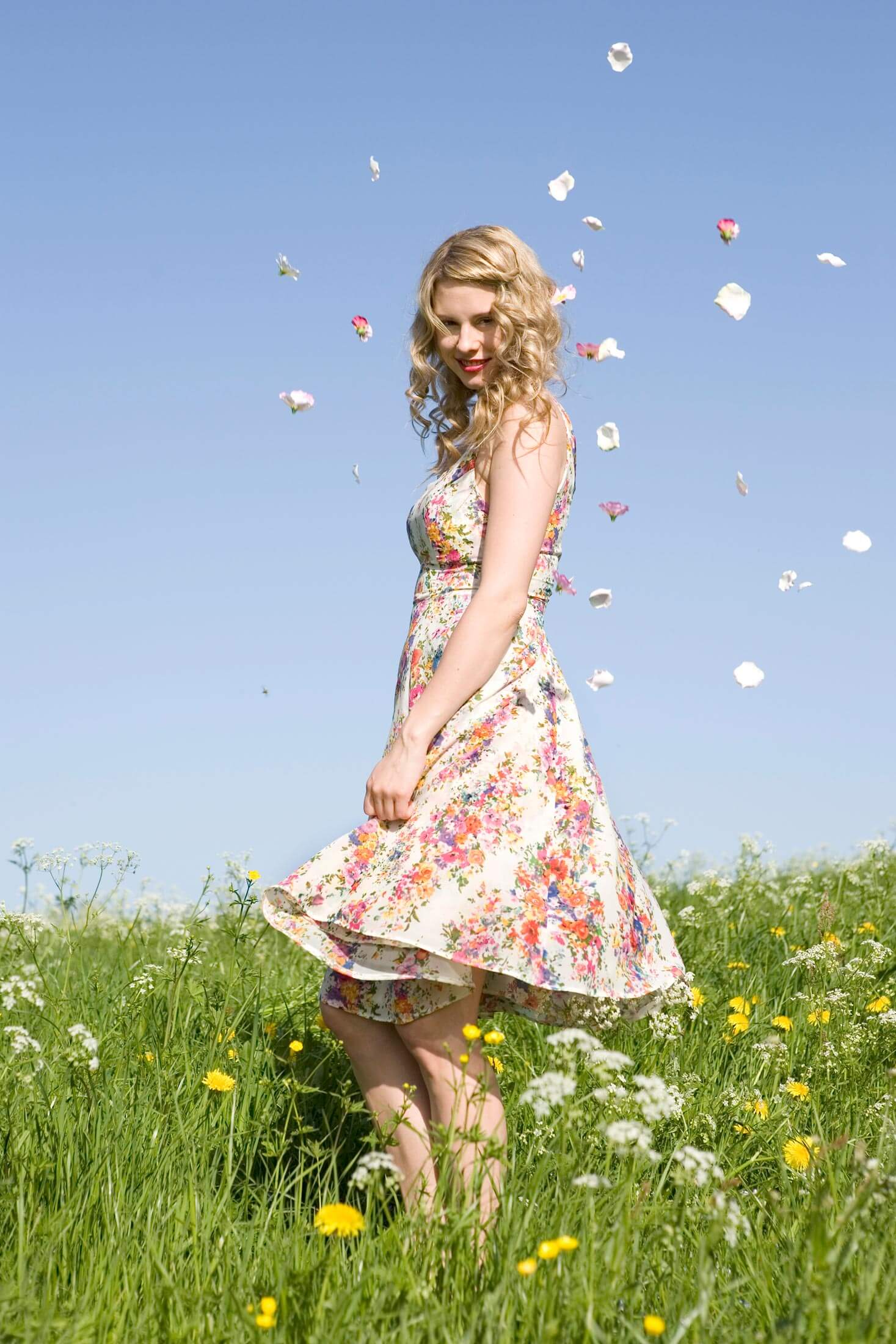 LOOK C.33 Beatiful Summer Flowers Fashion Designer Party Dress 